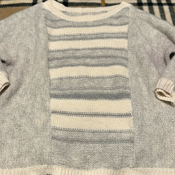 LOFT Sweaters - LOFT Sweater EUC